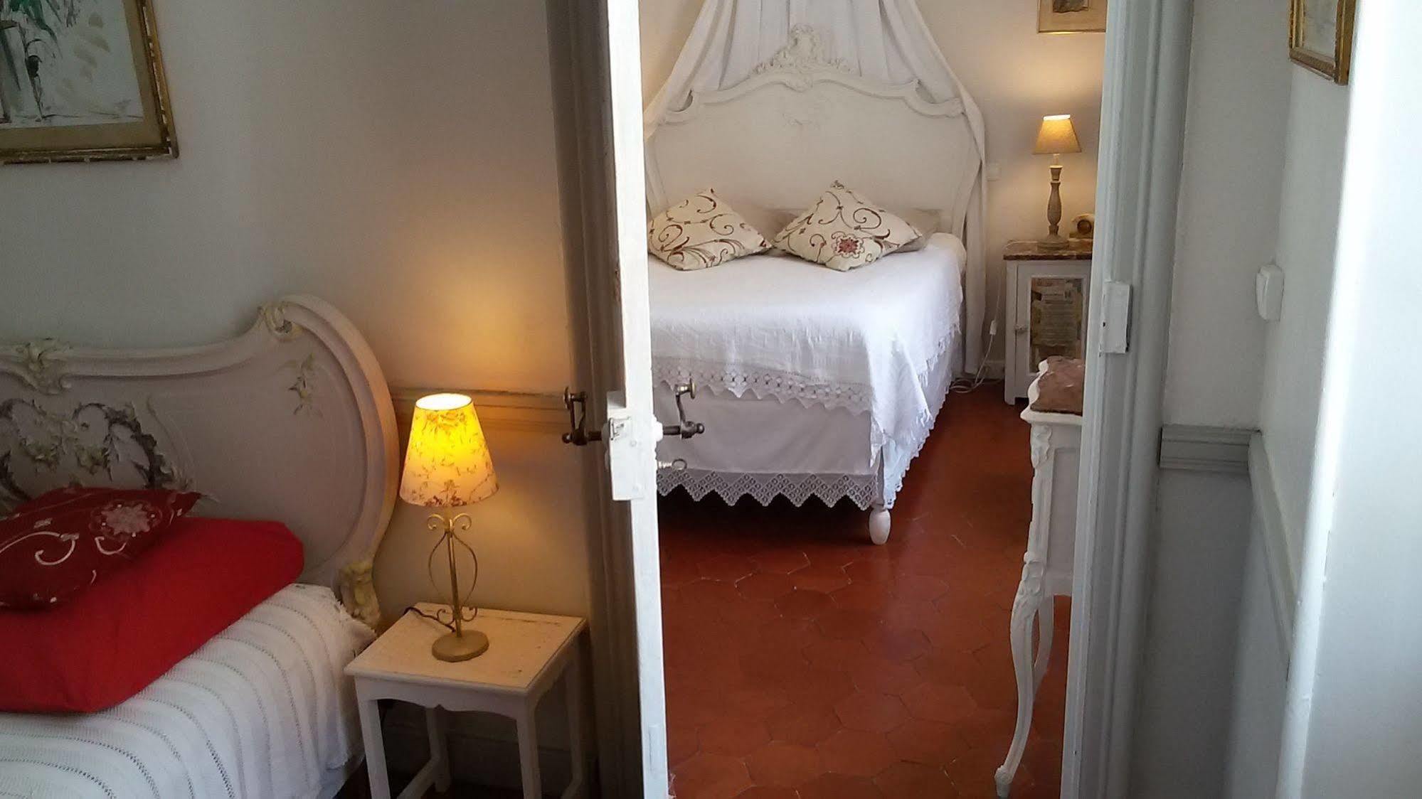Bed and Breakfast L'Ile aux Mimosas à Tautavel Extérieur photo