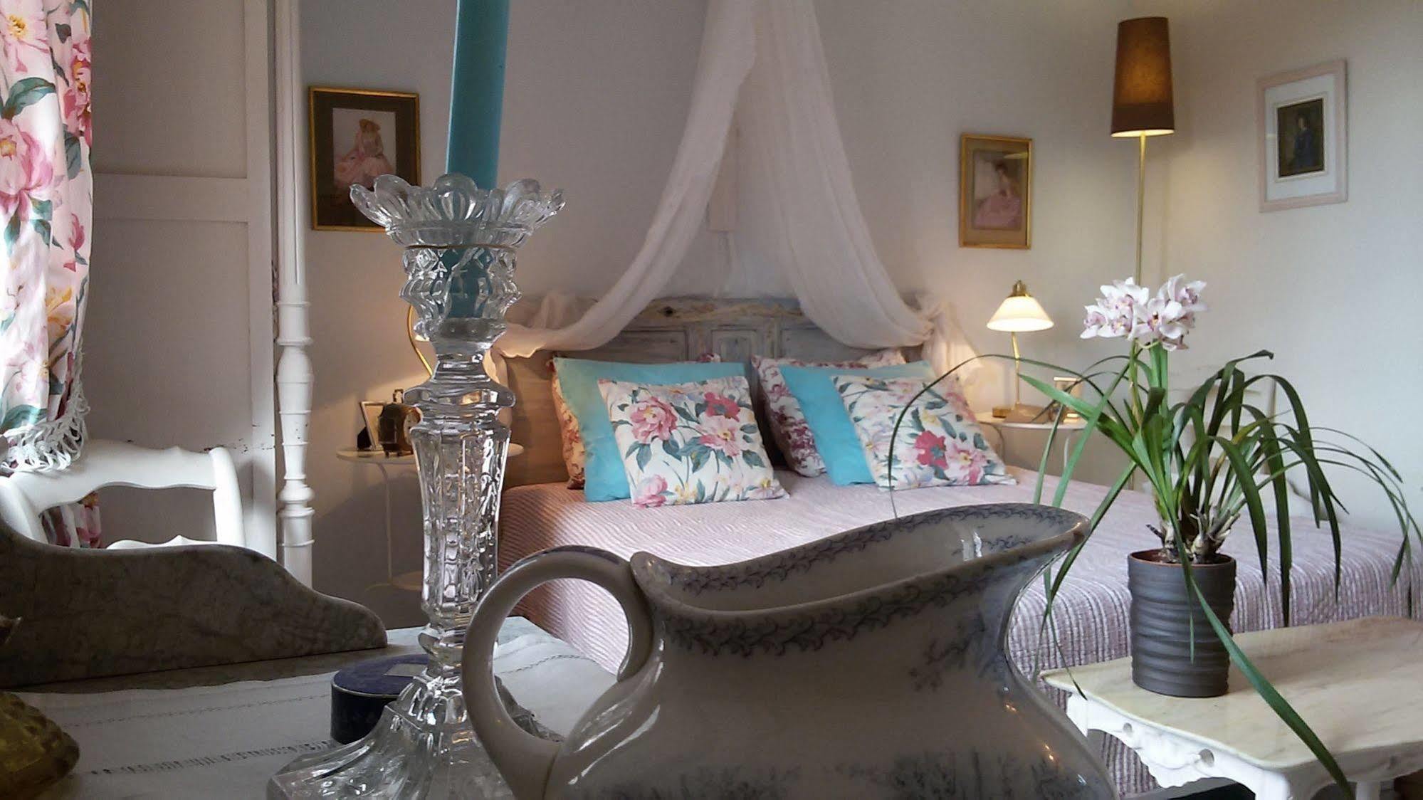 Bed and Breakfast L'Ile aux Mimosas à Tautavel Extérieur photo